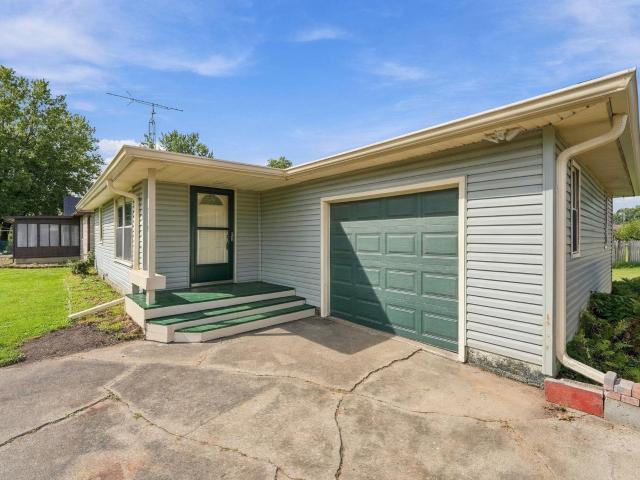 519 N Claypool Road