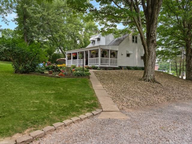 519 S Main St