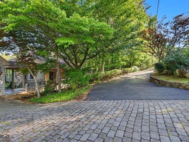 519 Pinecrest Road