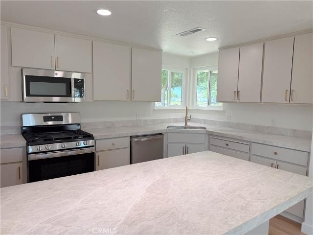 519 Rosehill Drive