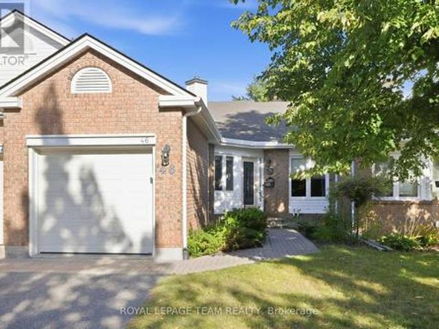 51 46 Grand Cedar Court, Ottawa, ON, K2S 1C8 condo for sale | Listing ID X13791 | Royal LePage