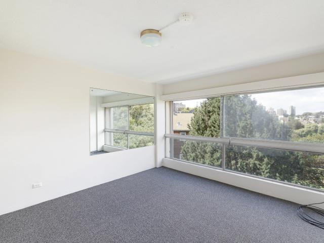 51 / 50 Roslyn Gardens, Elizabeth Bay NSW 2011 | BresicWhitney