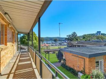 51 59 Masons Parade, Point Frederick Apartment for rent Liste.