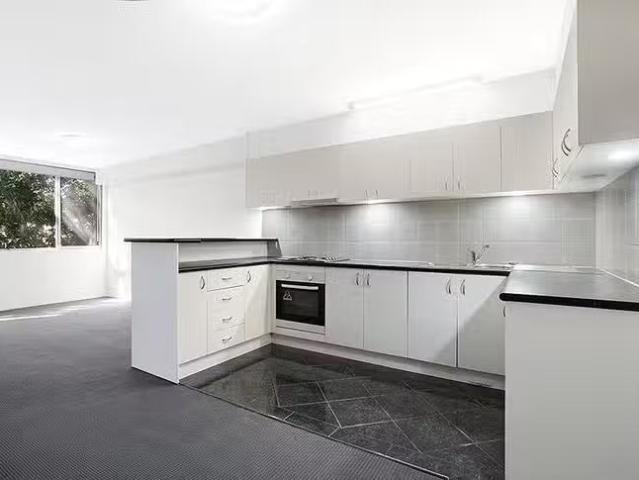 5/1 5 Glen Street, Marrickville, NSW 2204