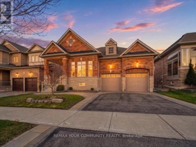 51 Tonner Crescent, Aurora, ON, L4G 0G6 house for sale | Listing ID N13751 | Royal LePage