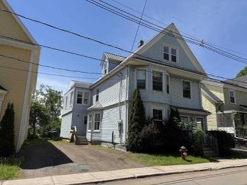 51 Upper Prince Street, Charlottetown, PE, C1A 4S6 house for sale | Listing ID 202615 | Royal LePage