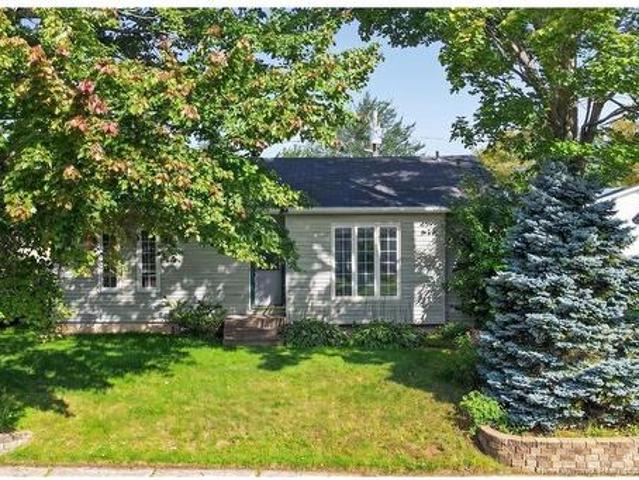 51 Weyburn, Moncton, NB, E1A 5M5 house for sale | Listing ID NB147670 | Royal LePage