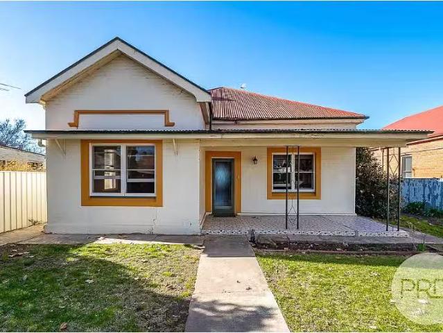 51 Best Street, Wagga Wagga House for rent Listed by Leasing.
