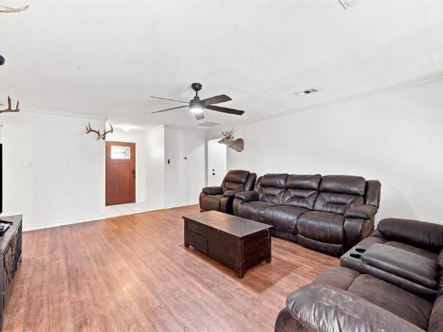 51 Circle Drive