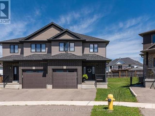 51 Crab Apple Court, Wellesley, ON, N0B 2T0 house for sale | Listing ID X13456 | Royal LePage