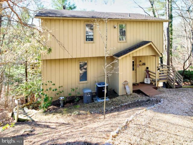 51 Forrest St, Basye, VA 22810 | MLS #VASH2013