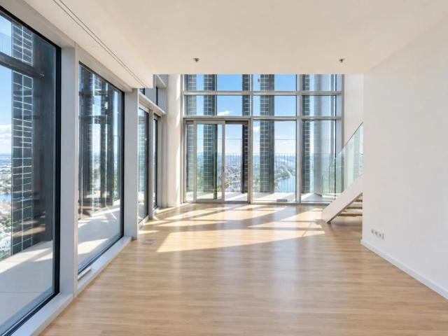 51. Floor Penthouse: a Signature Duplex The Waterfront Skyhouse