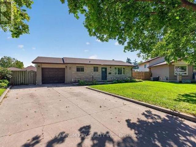 51 Garland Crescent, London East I, ON, N5V 1N4 house for sale | Listing ID X13789 | Royal LePage