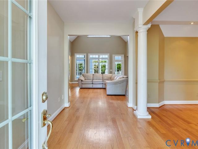 51 Grand Villa Dr, Weems, VA 22576 | MLS #2610