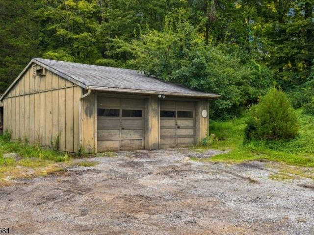 51 Hibler Rd