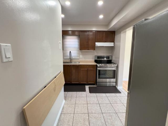51 Hood Crescent, Brampton
