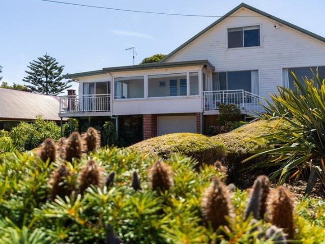 51 Lakeview Avenue, Merimbula