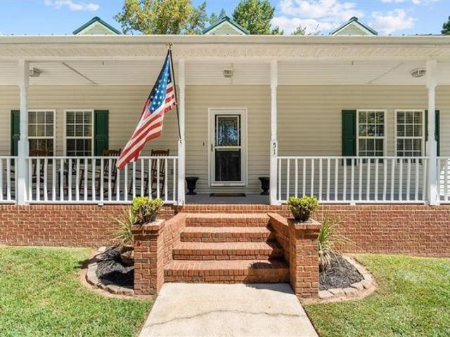 51 Moon Rd, Waco, GA 30182