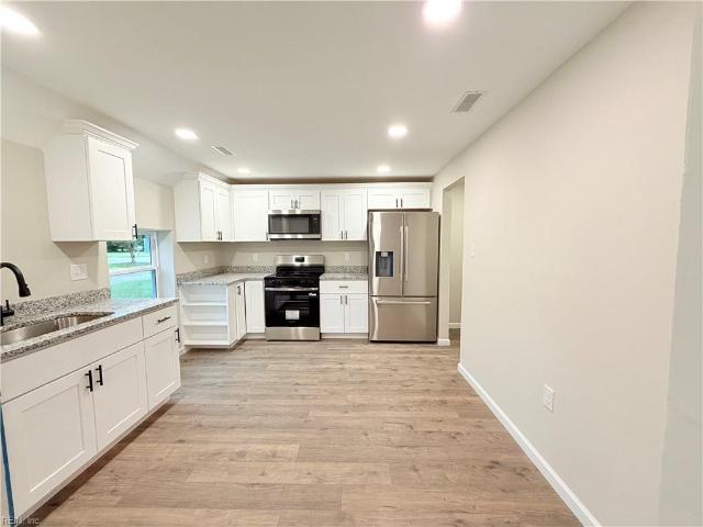 51 N Mary Peake BLVD