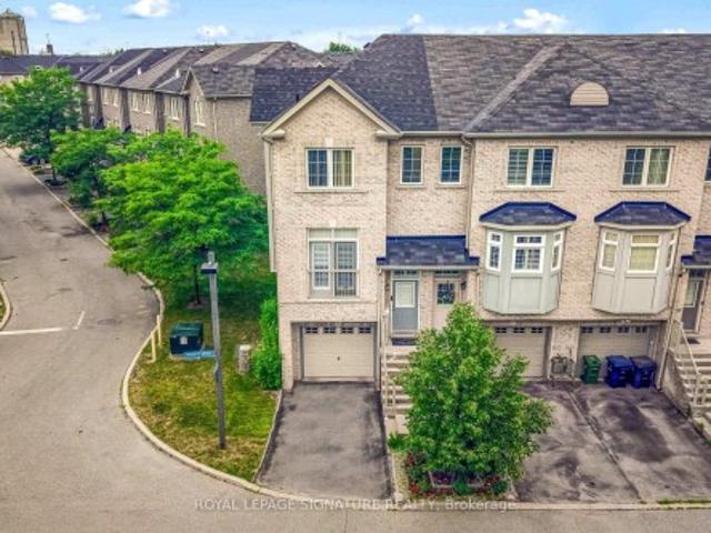 51 Piggott Mews, Toronto, ON, M9N 0A4 house for sale | Listing ID W13587 | Royal LePage