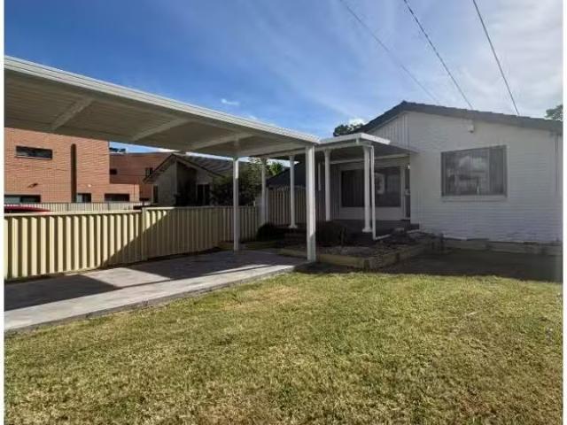51 Radburn, HEBERSHAM House for rent Listed by Melissa O'donn.