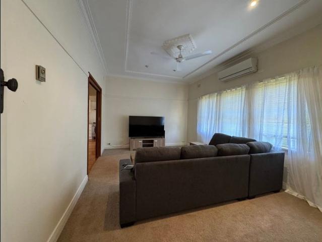 FURNISHED AND UNFURNISHED OPTION