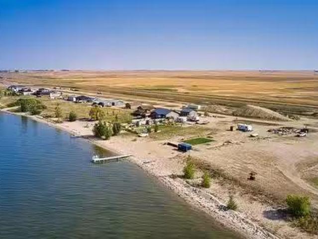 51 Sunset Acres Lane, Last Mountain Lake East Side, SK, S0G 0Z.
