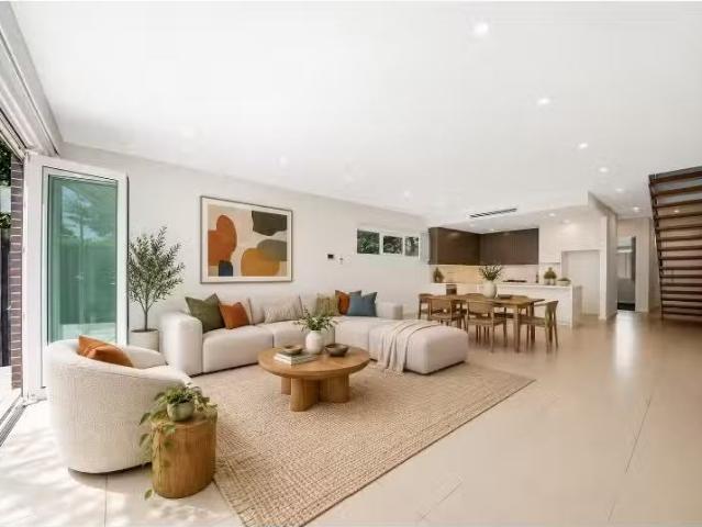 51 Sutherland Street, St Peters House for rent Listed by Ursu.