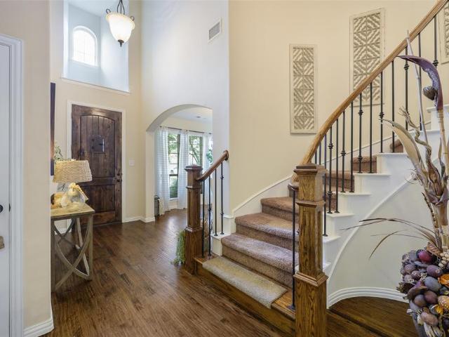 5204 Fringetree Drive