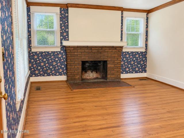 5205 Jacksboro Pike