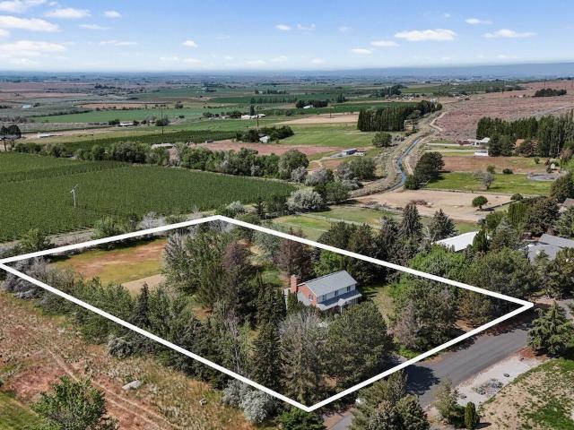 5207 NW Painted Hills Road