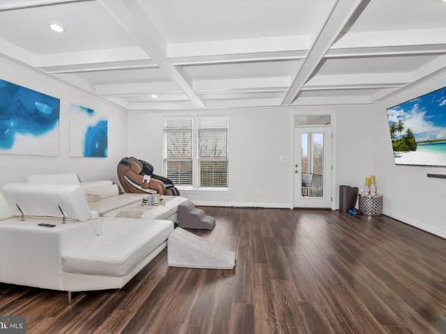 5207 Ridgeview Retreat Drive