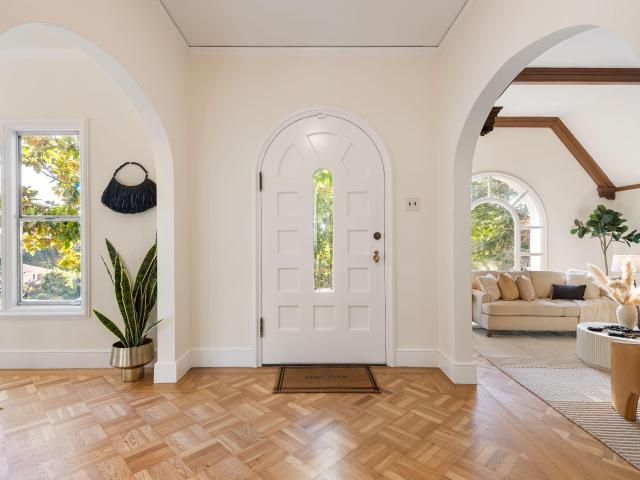 5200 Golden Gate Ave