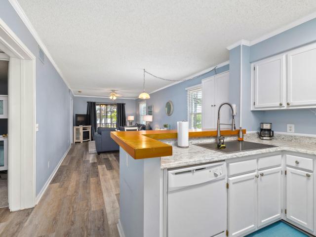 5201 Cypress Pointe # D201
