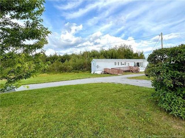 5201 Route 117, Baie Sainte Anne, NB, E9A 1C3 house for sale | Listing ID NB146010 | Royal LePage