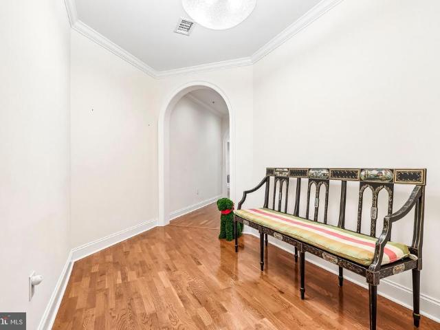 5203 Parkview Drive