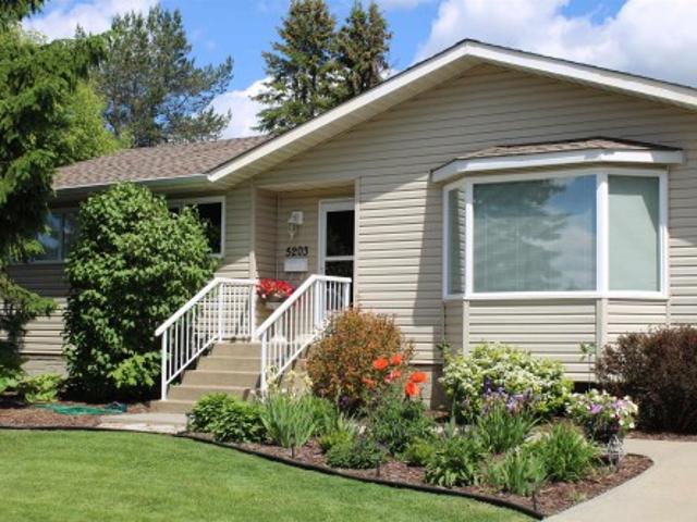 5203 45 Street, Beaumont, AB, T4X 1J1 house for sale | Listing ID E4500 | Royal LePage