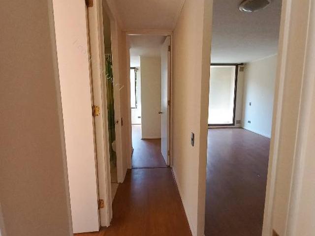 520.000 amplio, 3 dormitorios, baños, estac, bod 978510209