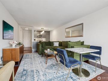 520 2nd Avenue W # 409