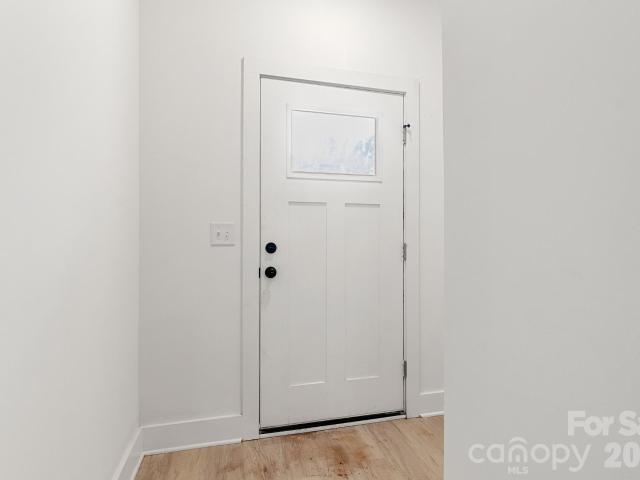 520 Carolyn Lane