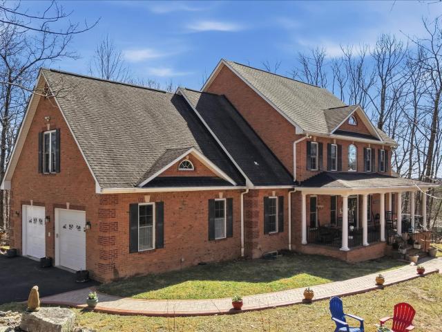 520 Clagett St SW, Leesburg, VA 20175 | MLS #VALO2116
