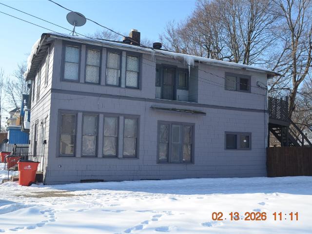 520 Broadway