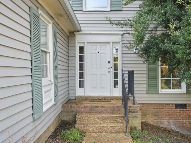 520 Fairhaven Ct
