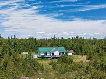 520 Fire Hall Road, Providence Bay, Manitoulin Island, ON, P0P 1T0 house for sale | Listing ID 2128 | Royal LePage