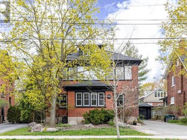 520 Homewood Avenue, Peterborough Town Ward 3, ON, K9H 2N3 house for sale | Listing ID X13612 | Royal LePage