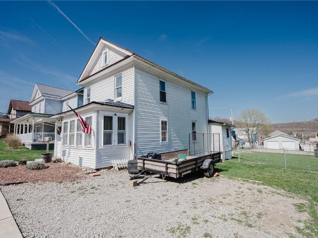 520 Hancock St