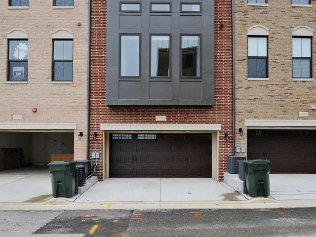 520 Harborview Dr, Oxon Hill, MD 20745 | MLS #MDPG2182