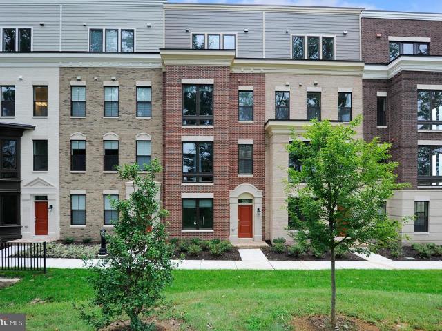 520 Harborview Drive