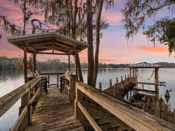 520 lake mills road, chuluota, us, fl