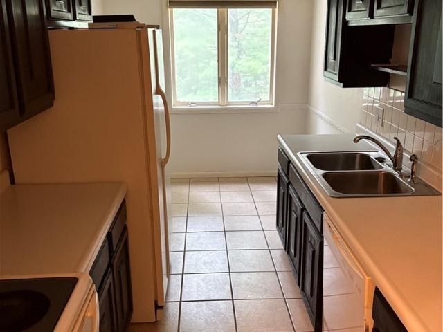 520 Meredith Lane 207